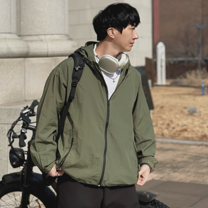 고프코어룩 경량바람막이 러닝바람막이 윈드브레이커 아웃도어