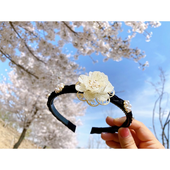 [리본봄] 심플 자개꽃 배씨 한복 머리띠 유아동패션