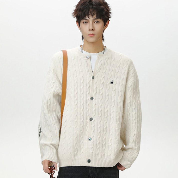 코디코치 버넌트 클래식 데일리 기본 라운드 가디건 케이블 니트 모던 감성 꽈베기 스웨트