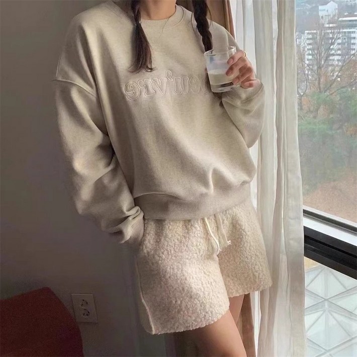 Vezri 여성용 루즈핏 레터링 자수 라운드넥 맨투맨 가을 겨울