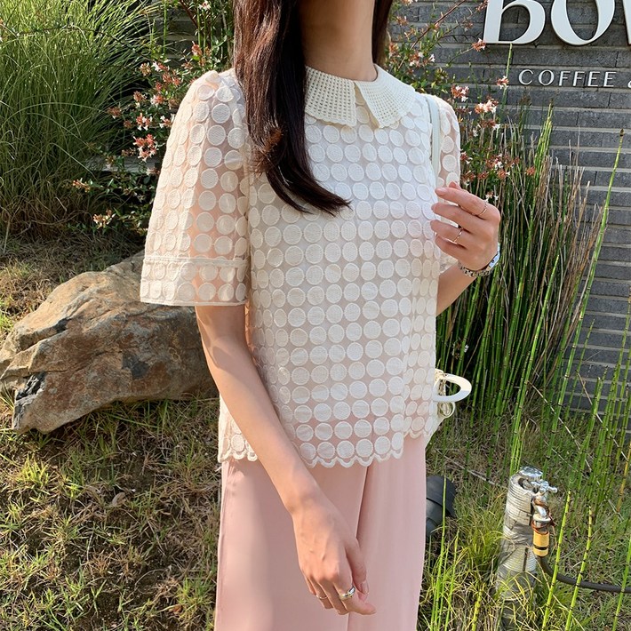 미아마스빈_이루나 도트 자수 블라우스