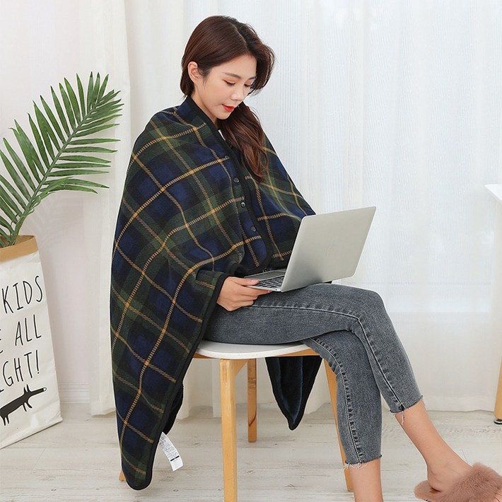 큰사이즈 극세사 밍크 블랭킷 집순이 똑딱이단추 체크 치마 망토 어깨 항공 차량 무릎 담요 큰사이즈 극세사 밍크 블랭킷 집순이 똑딱이단추 체크 치마 망토 어깨 항공 차량 무릎 담요