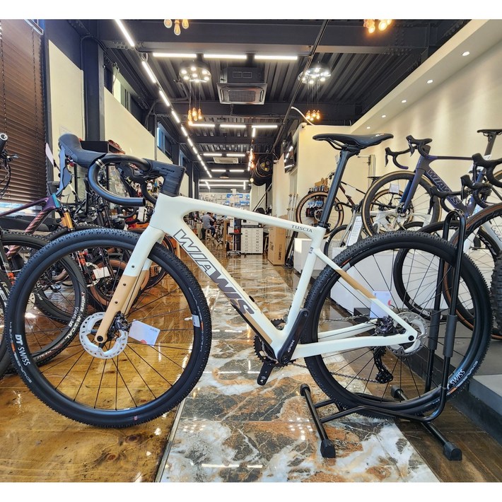 위아위스 그래블자전거 TUSCIA G2시마노 GRX 820