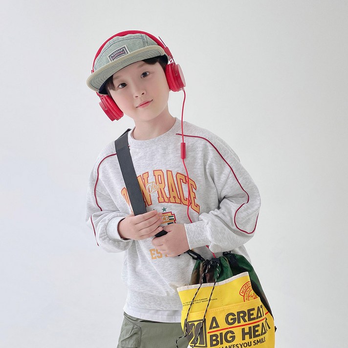 베리클로젯 런 레이스 맨투맨