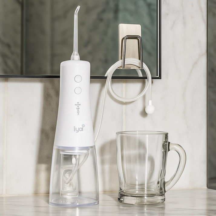 이야 IYA 아쿠아젯 직수형 구강세정기 WP1122 휴대형 겸용