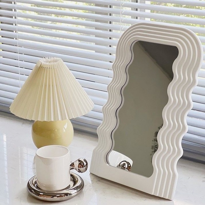 웰커밍홈 버터 프레임 벽걸이 거울, 화이트