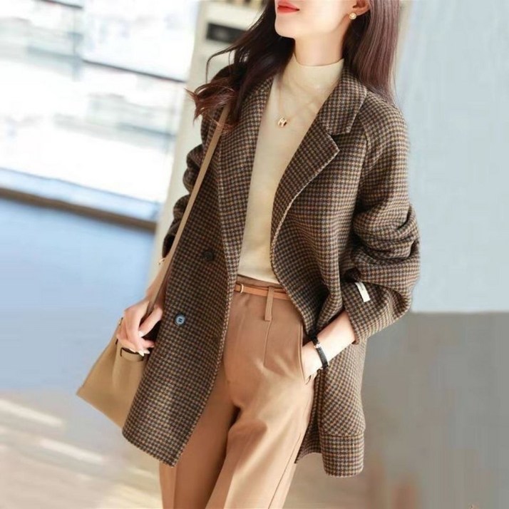 루스리더 여성 캐주얼 투버튼 체크무늬 미디엄 카라 모직 자켓 E72 루스리더 여성 캐주얼 투버튼 체크무늬 미디엄 카라 모직 자켓 E72