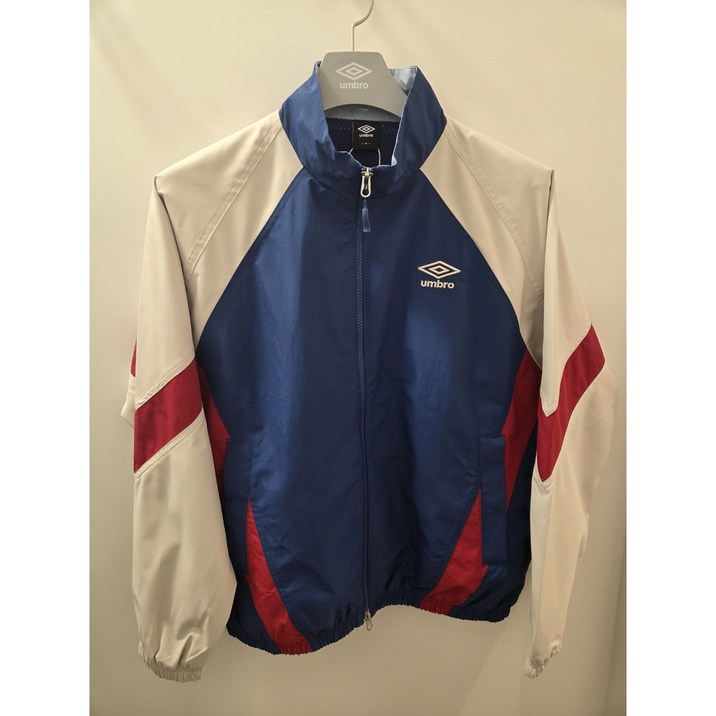 국내백화점판 UMBRO 엄브로 25년 남녀공용 팝러쉬 기모 바람막이 자켓UR123CJK14