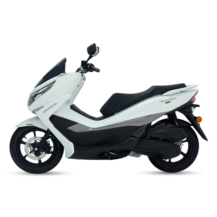 대림 UHR150 디앤에이모터스 DNA 이륜 오토바이 스쿠터