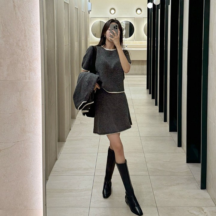 떳다그녀 케어리 울 니트셋업 배색 쓰리피스 가디건 반팔티셔츠 미니스커트 세트