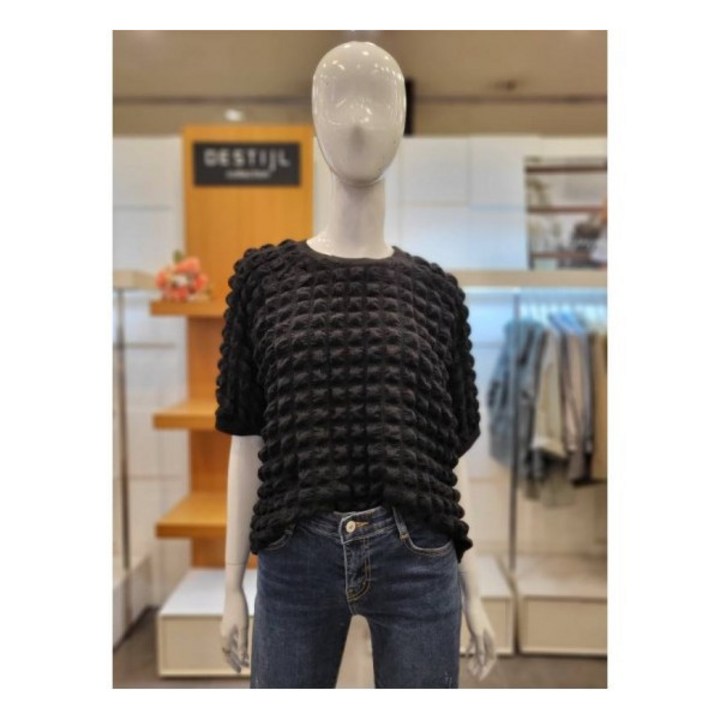 데스틸 NC엑스코  엠보 블라우스 D2223BL1399F