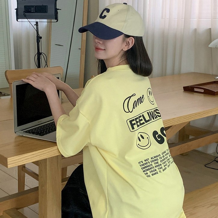 슈가펀 여성용 소렌 스마일 루즈핏 반팔 티셔츠