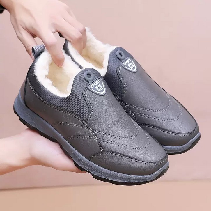 BLTER 남성 겨울 방한화 기모 털 따뜻한 발편한 슬립온 발수 미끄럼방지 키높이 발편한 남성 스니커즈 스노우 부츠 LRX2028