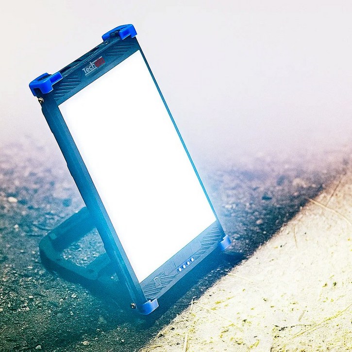 테크진 충전식 LED캠핑랜턴 국내디자인 4천루멘스 밝기 조절 특대용량 배터리 리모콘 조정 텐트 차박 야외 라이트 작업등, 1개, Dark Blue