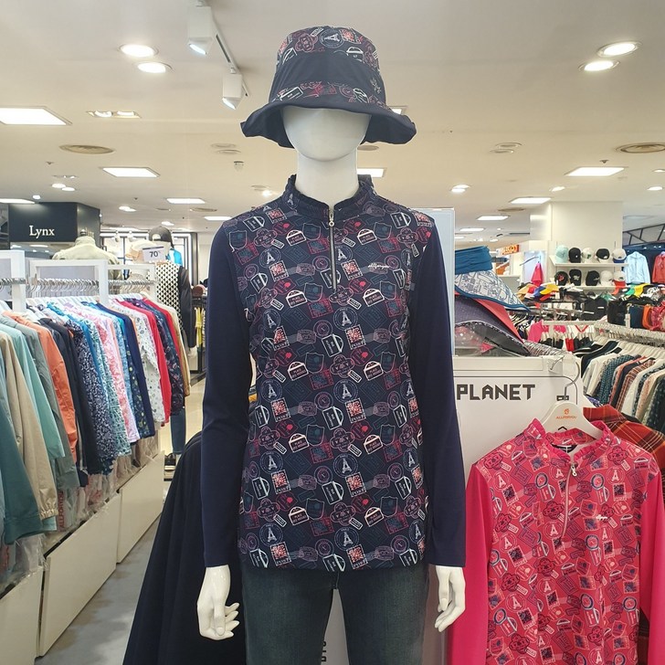 올포유 뉴코아 일산 여성 에리셔링 우표 프린트 티셔츠 AWTHN7471 915 네이비