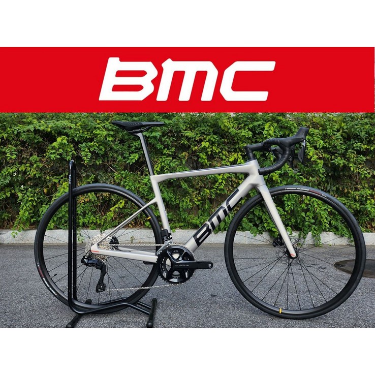 23 BMC 팀머신 SLR FIVE 105 Di2 완성차 23 BMC 팀머신 SLR FIVE 105 Di2 완성차