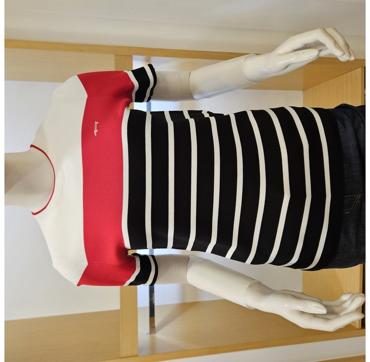 루이까스텔 여성 봄여름 배색 스트라이프 라운드 니트 반팔티셔츠 뉴코아인천점